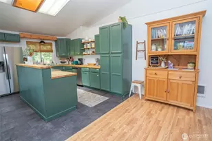 70 N Beaver Pl N, Hoodsport, WA 98548 - Photo 6