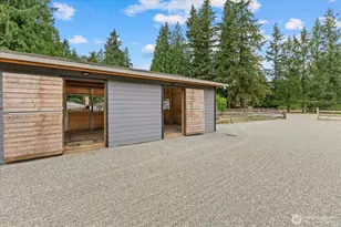 29832 Kent Black Diamond Rd SE, Kent, WA 98042 - Photo 32