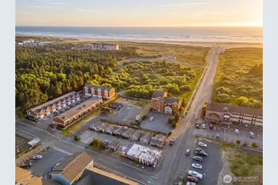 105 Ocean Beach Boulevard S #8, Long Beach, WA 98631 - Photo 32