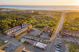 105 Ocean Beach Blvd S, Long Beach, WA 98631 - Photo 32