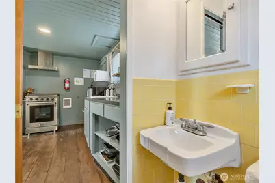 105 Ocean Beach Boulevard S #8, Long Beach, WA 98631 - Photo 14