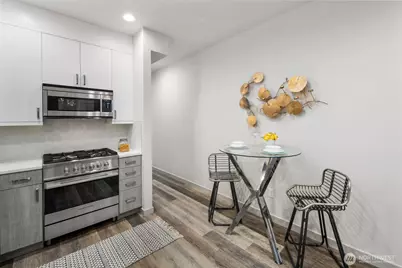 8042 35th Avenue NE #B, Seattle, WA 98115 - Photo 10