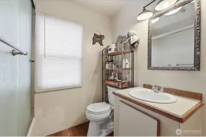 608 N Bradley Street, Chelan, WA 98816 - Photo 16
