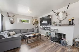608 N Bradley St, Chelan, WA 98816 - Photo 8