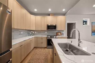 13329 Seattle Hill Road #B, Snohomish, WA 98296 - Photo 12