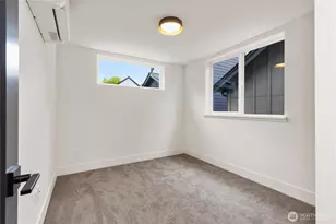 12032 Hiram Pl NE, Seattle, WA 98125 - Photo 20