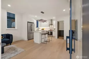 12032 Hiram Pl NE, Seattle, WA 98125 - Photo 2