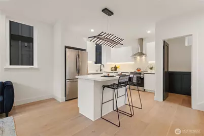 12032 Hiram Place NE, Seattle, WA 98125 - Photo 6