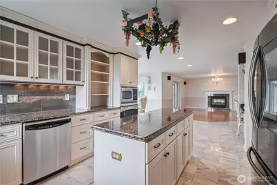 585 E McAdams Road, Longview, WA 98632 - Photo 16