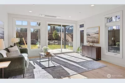 9309 132nd Avenue NE, Kirkland, WA 98033 - Photo 2