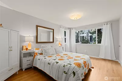 707 W Bertona Street, Seattle, WA 98119 - Photo 24