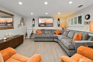 707 W Bertona St, Seattle, WA 98119 - Photo 6
