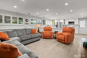 707 W Bertona St, Seattle, WA 98119 - Photo 8