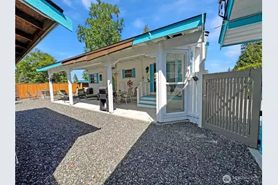 5001 Bay Road #D3, Blaine, WA 98230 - Photo 2