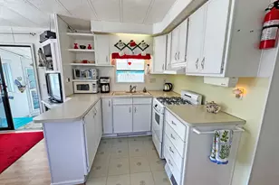5001 Bay Rd, Blaine, WA 98230 - Photo 10