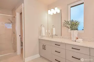 10202 44th Ave SW, Seattle, WA 98146 - Photo 22