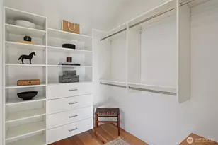 515 Howe, Seattle, WA 98109 - Photo 22