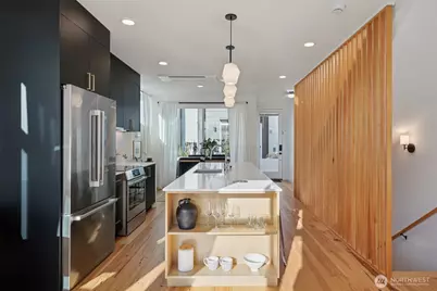 515 Howe #A, Seattle, WA 98109 - Photo 6
