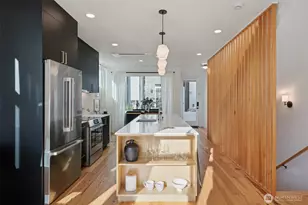 515 Howe, Seattle, WA 98109 - Photo 6