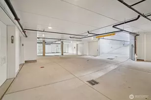 515 Howe, Seattle, WA 98109 - Photo 36