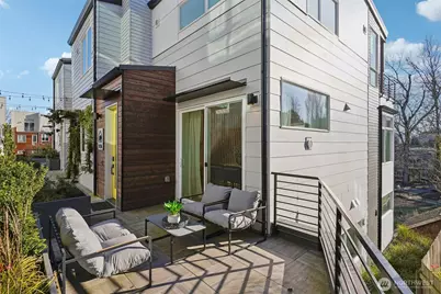 515 Howe #A, Seattle, WA 98109 - Photo 30