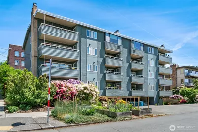 75 E Lynn Street #B, Seattle, WA 98102 - Photo 20