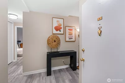 75 E Lynn Street #B, Seattle, WA 98102 - Photo 14
