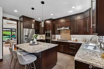7015 NE 138th Street, Kirkland, WA 98034 - Photo 8