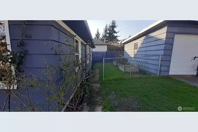 5905 11th Avenue NW, Seattle, WA 98107 - Photo 2