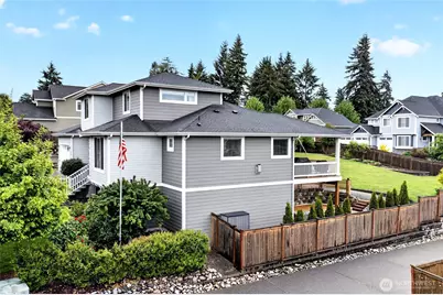 8019 119th Street E, Puyallup, WA 98373 - Photo 2