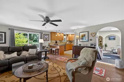 2452 Hemenway Place, Oak Harbor, WA 98277 - Photo 22