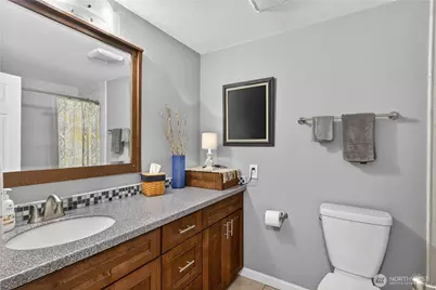 2452 Hemenway Place, Oak Harbor, WA 98277 - Photo 12
