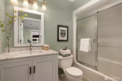 3627 12th Avenue W, Seattle, WA 98119 - Photo 18