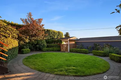 3627 12th Avenue W, Seattle, WA 98119 - Photo 4