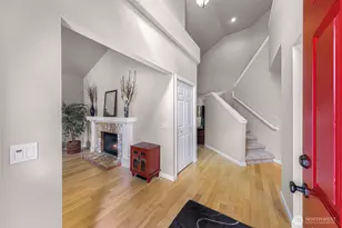 24520 SE 46th St, Sammamish, WA 98029 - Photo 4