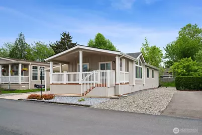 1226 Maple Drive, Enumclaw, WA 98022 - Photo 2