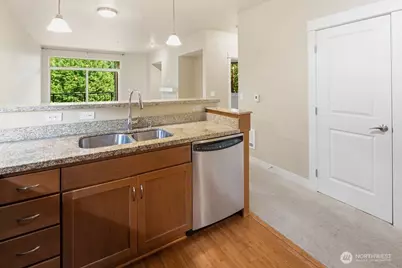 15730 116th Avenue NE #305, Bothell, WA 98011 - Photo 10
