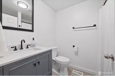 717 S 58th Street, Tacoma, WA 98408 - Photo 14