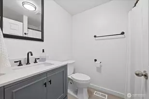 717 S 58th St, Tacoma, WA 98408 - Photo 14