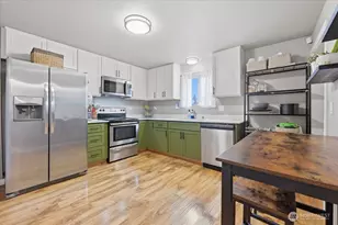 717 S 58th St, Tacoma, WA 98408 - Photo 10
