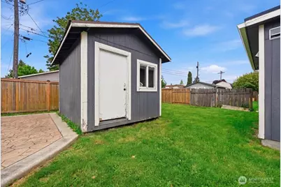 717 S 58th Street, Tacoma, WA 98408 - Photo 20