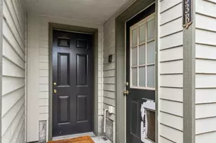 3633 22nd Ave W, Seattle, WA 98199 - Photo 6
