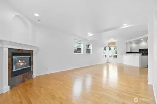 3633 22nd Ave W, Seattle, WA 98199 - Photo 16