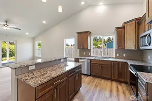9609 179th Trl SW, Rochester, WA 98579 - Photo 6