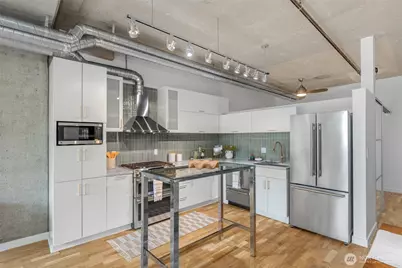 2720 3rd Avenue #416, Seattle, WA 98121 - Photo 4