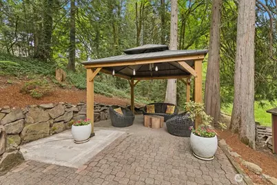 1830 216th Place NE, Sammamish, WA 98074 - Photo 2
