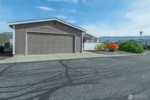 1706 Twin Peaks Dr, Wenatchee, WA 98801 - Photo 32