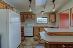 1706 Twin Peaks Dr, Wenatchee, WA 98801 - Photo 10