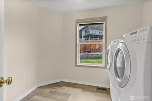 18105 85th St E, Bonney Lake, WA 98391 - Photo 24