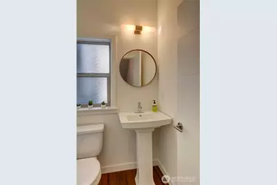 8706 S 42nd Avenue, Seattle, WA 98118 - Photo 10